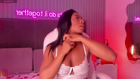 Snapshot of haily_b chatting on 02.14.25 Haily online show from 02.14.25