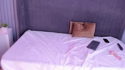 Snapshot of haily_b chatting on 02.16.25 Haily online show from 02.16.25