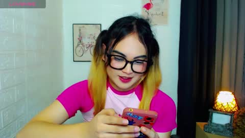 Snapshot of hailywilson chatting on 02.05.25 haily online show from 02.05.25