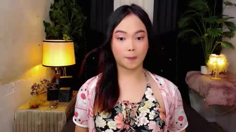 Snapshot of hailywilson chatting on 09.30.25 haily online show from 09.30.25