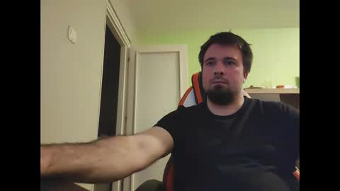 Snapshot of hairy_guy007 chatting on 02.14.25 hairy_guy007 online show from 02.14.25