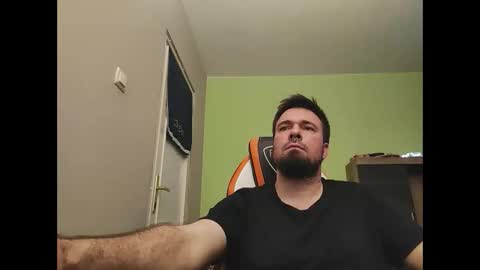 Snapshot of hairy_guy007 chatting on 03.07.26 hairy_guy007 online show from 03.07.26