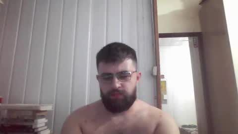 Snapshot of hairy_man_69_ chatting on 12.27.24 horny online show from 12.27.24