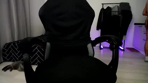 Snapshot of hairycuss chatting on 11.02.25 Adam online show from 11.02.25