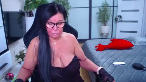 Monika online show from 01.20.25