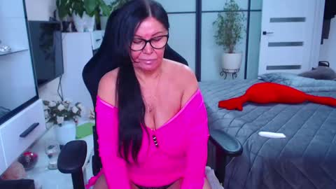 Monika online show from 02.16.25