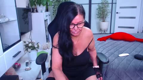 Monika online show from 02.23.25