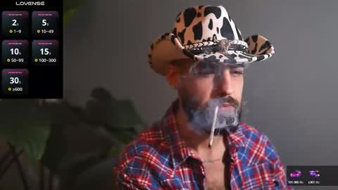 Snapshot of hairyrobxxx chatting on 09.26.25 HairyRobXxX online show from 09.26.25