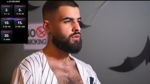 Snapshot of hairyrobxxx chatting on 10.17.25 HairyRobXxX online show from 10.17.25