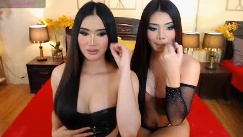 Snapshot of haisleypalmer chatting on 10.10.25 YOUR SIDECHIC HAILEY online show from 10.10.25