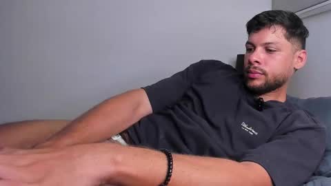 Independent       model  online show from 05.16.26