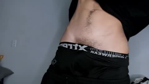 Snapshot of halan_jr chatting on 12.18.24 halan online show from 12.18.24