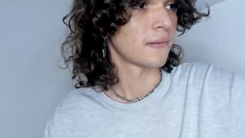 Snapshot of halan_jr chatting on 12.26.24 halan online show from 12.26.24