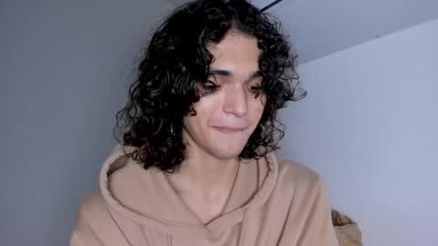 Snapshot of halan_jr chatting on 01.09.25 halan online show from 01.09.25