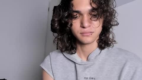 Snapshot of halan_jr chatting on 01.24.25 halan online show from 01.24.25