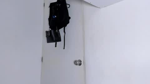 Snapshot of halan_jr chatting on 01.28.25 halan online show from 01.28.25