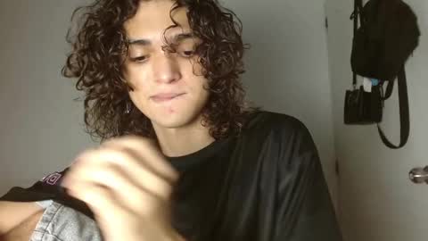 Snapshot of halan_jr chatting on 02.11.25 halan online show from 02.11.25