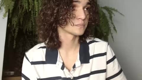 Snapshot of halan_jr chatting on 03.07.25 halan online show from 03.07.25