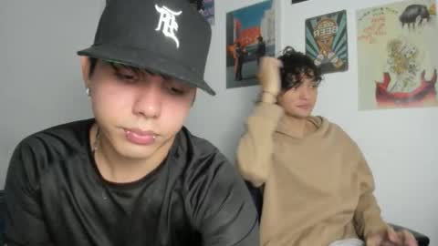 Snapshot of halan_jr chatting on 10.22.25 halan online show from 10.22.25