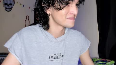 Snapshot of halan_jr chatting on 11.20.25 halan online show from 11.20.25