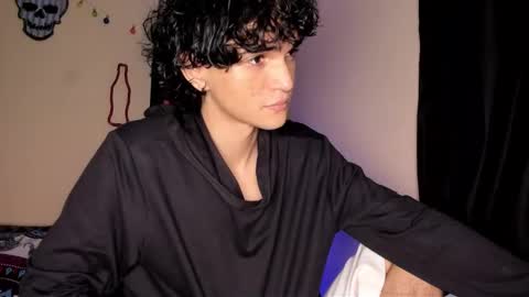 Snapshot of halan_jr chatting on 11.26.25 halan online show from 11.26.25