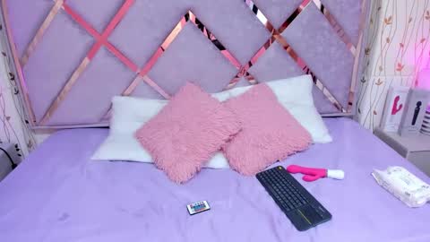 haley_evans_ online show from 02.01.25