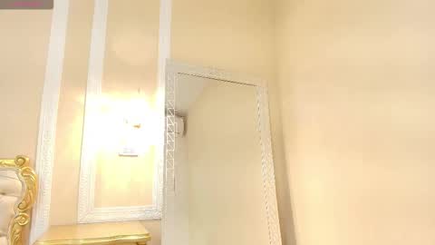 Hallie Stone online show from 02.15.26