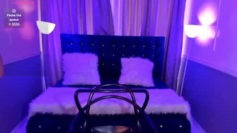 Snapshot of hallsred_rh chatting on 01.30.25 Halls Red online show from 01.30.25