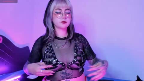 Hallu online show from 03.10.25