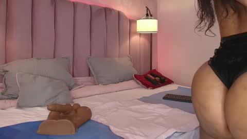  Hally Bans  online show from 02.02.26