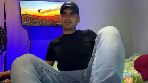 hamiltong12 online show from 12.02.25