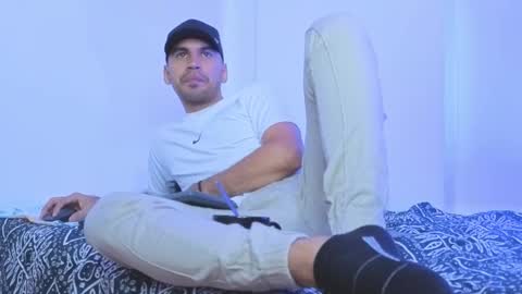 hamiltong12 online show from 01.11.26