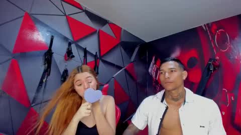 Snapshot of hana_and_zeta chatting on 12.22.25 Hana and Zeta online show from 12.22.25