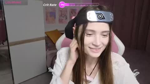 Snapshot of hana_flo chatting on 11.04.25 Hana online show from 11.04.25