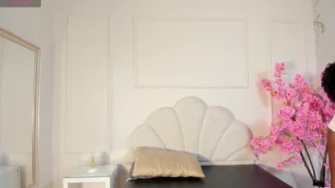 hanaahquinn online show from 10.07.25