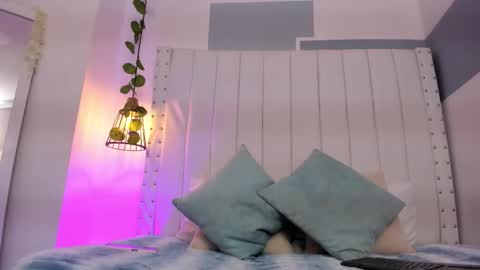 hanah_gray online show from 02.20.26