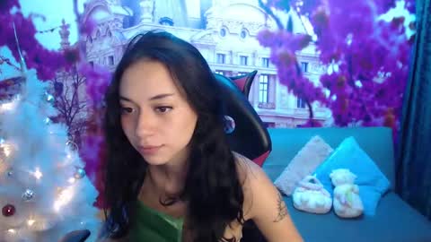 Hanaku  online show from 12.13.24