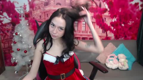 Hanaku  online show from 12.15.24