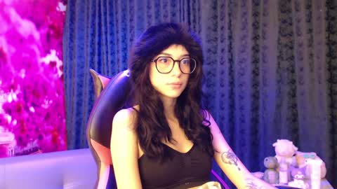 Hanaku  online show from 01.09.25