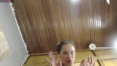 Snapshot of hanamor chatting on 12.21.24 Hana.......Fansly - content being added daily.. online show from 12.21.24