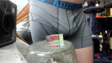 handncocknocum online show from 03.01.25