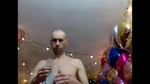 HandsomeAlfie online show from 03.15.26