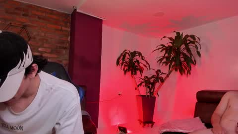 leonardfarrucknick and otis online show from 11.08.25