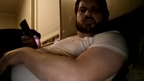 Snapshot of handsomedaddy198924 chatting on 01.07.26 Handsomedaddy198923 online show from 01.07.26