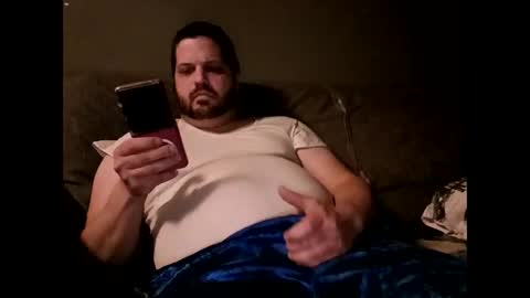 Snapshot of handsomedaddy198924 chatting on 02.14.26 Handsomedaddy198923 online show from 02.14.26