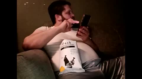 Snapshot of handsomedaddy198924 chatting on 02.19.26 Handsomedaddy198923 online show from 02.19.26