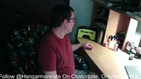Snapshot of hangarmannate chatting on 05.10.26 Nate online show from 05.10.26