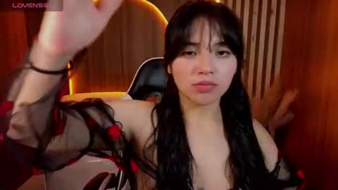 Snapshot of hani_amber_tx chatting on 06.20.26 Follow me.. Live 730 to 1400 online show from 06.20.26