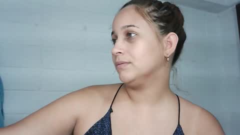 Snapshot of hankalanna chatting on 10.01.25 Hank alanna online show from 10.01.25