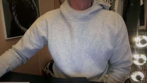 hanky online show from 02.05.25